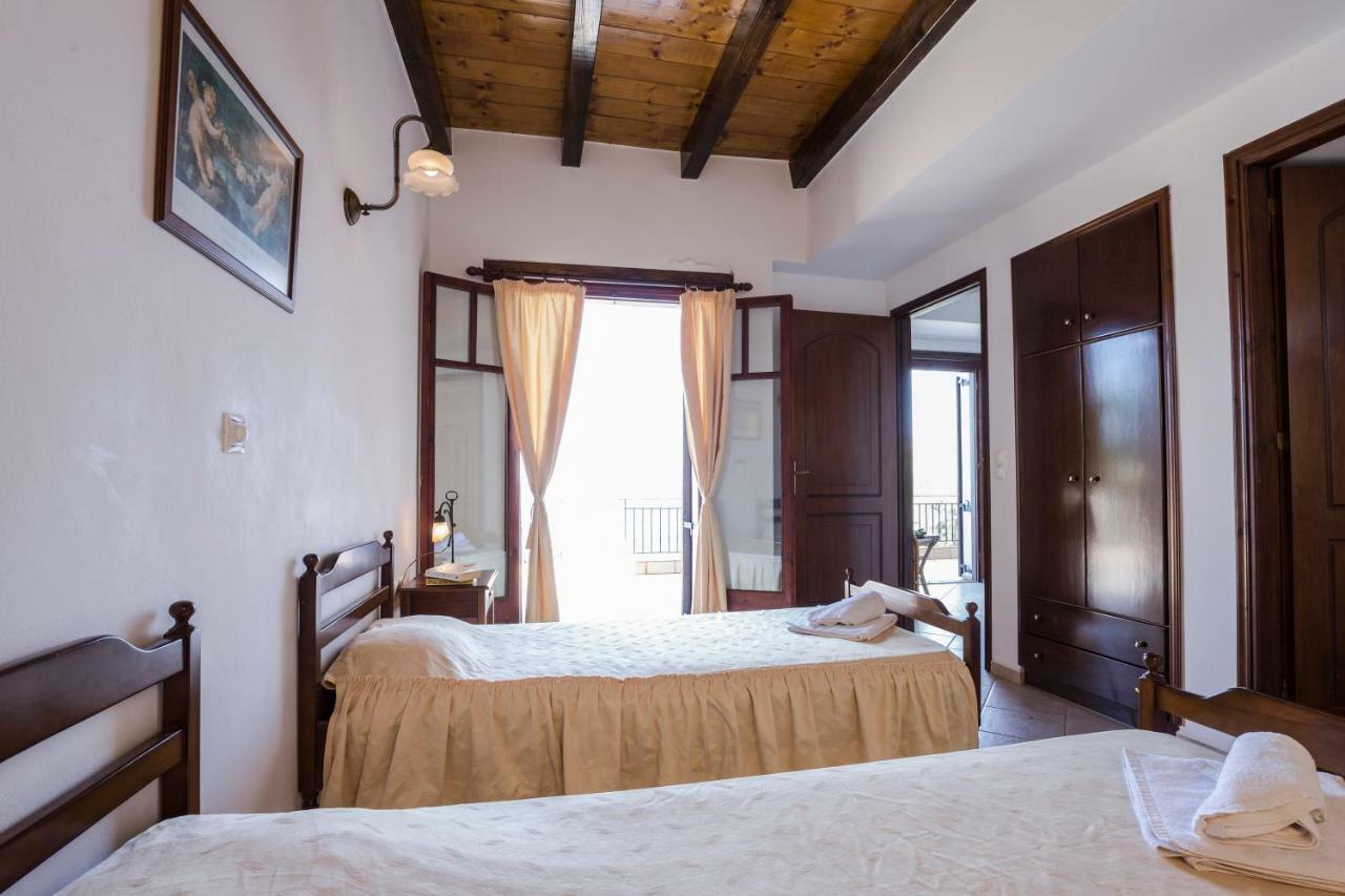 Pericles Beach Villa Kíssamos Екстериор снимка