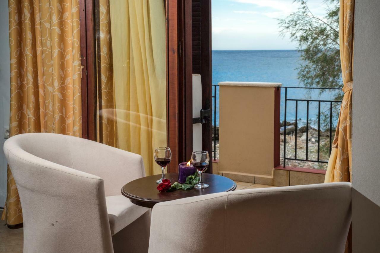 Pericles Beach Villa Kíssamos Екстериор снимка