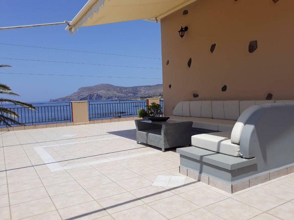 Pericles Beach Villa Kíssamos Екстериор снимка